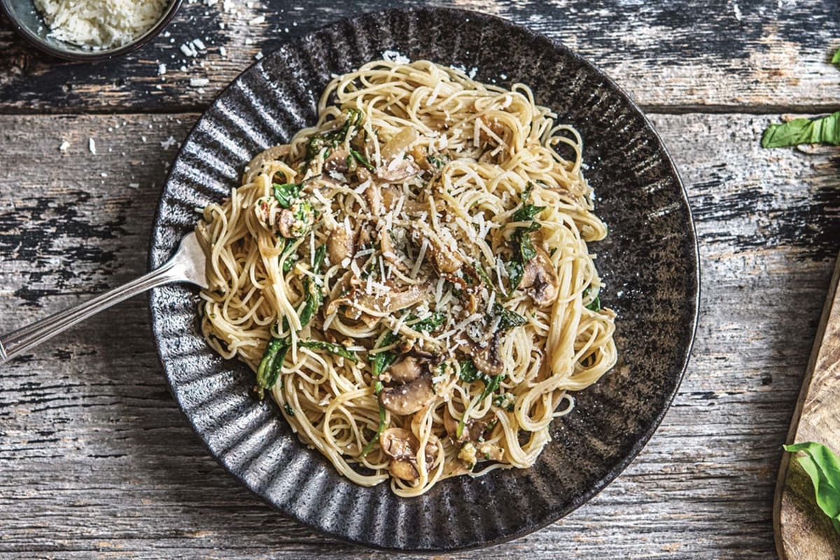 mushroom-walnut-pesto-pasta-recipe