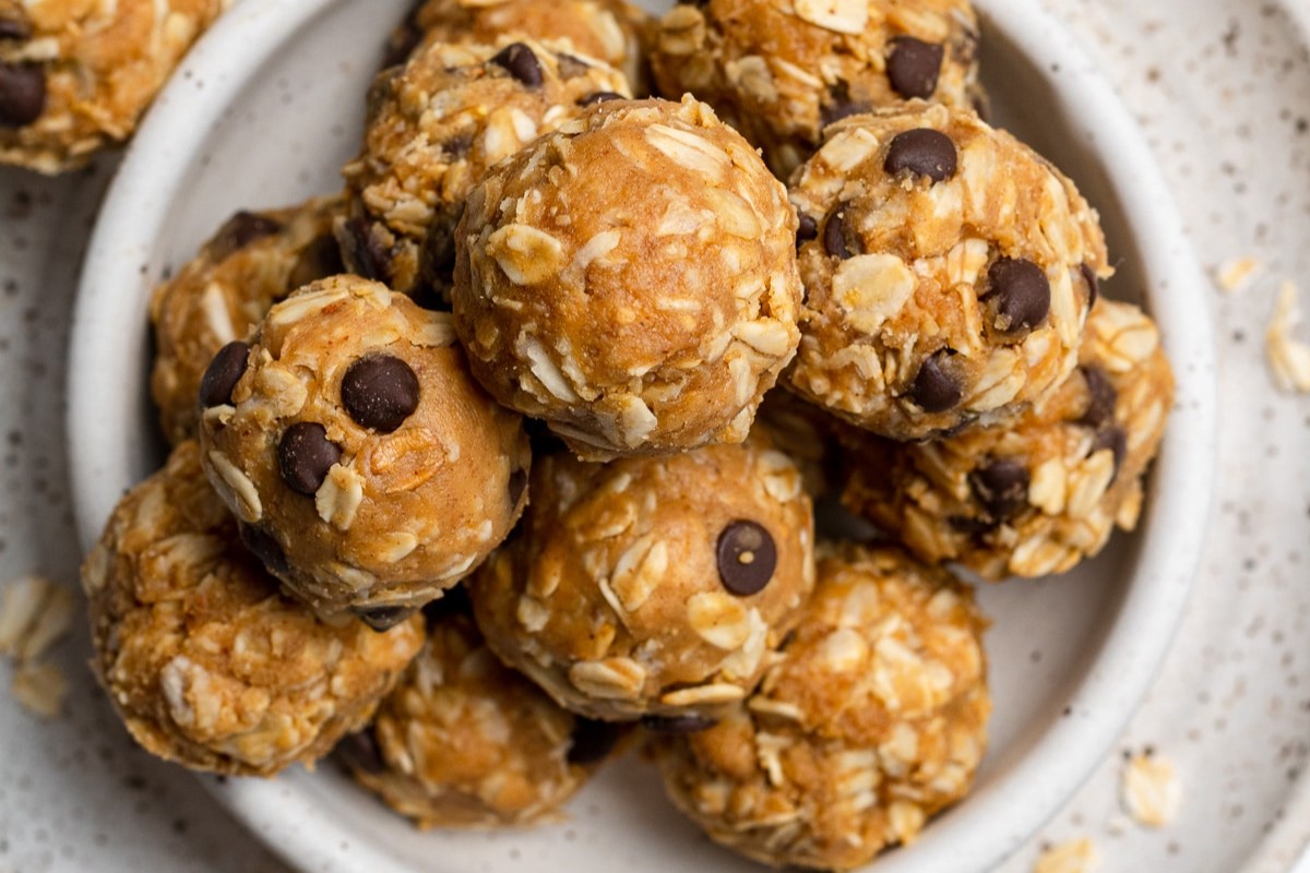 oatmeal-chocolate-chip-bites-recipe