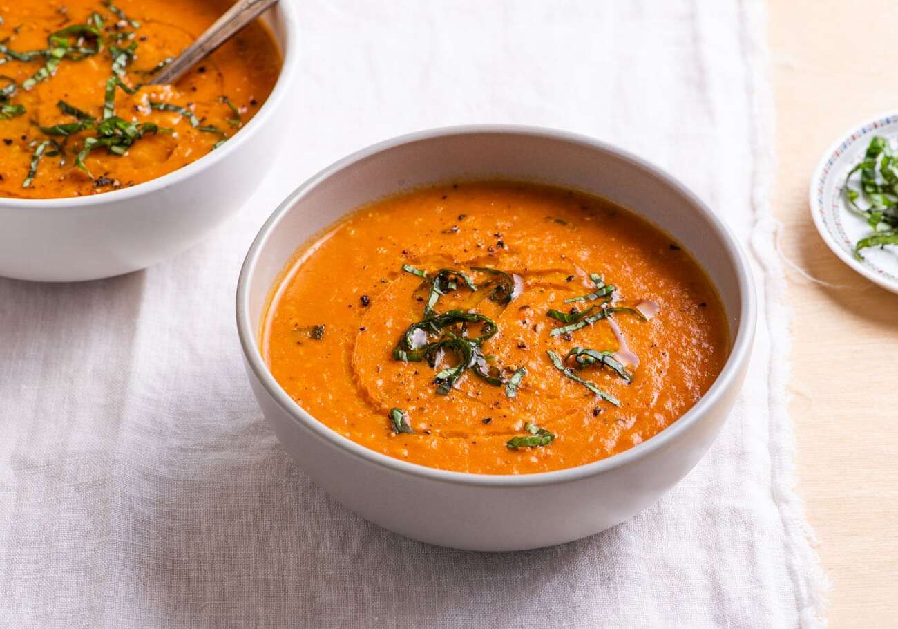 vegan-tomato-basil-soup-recipe