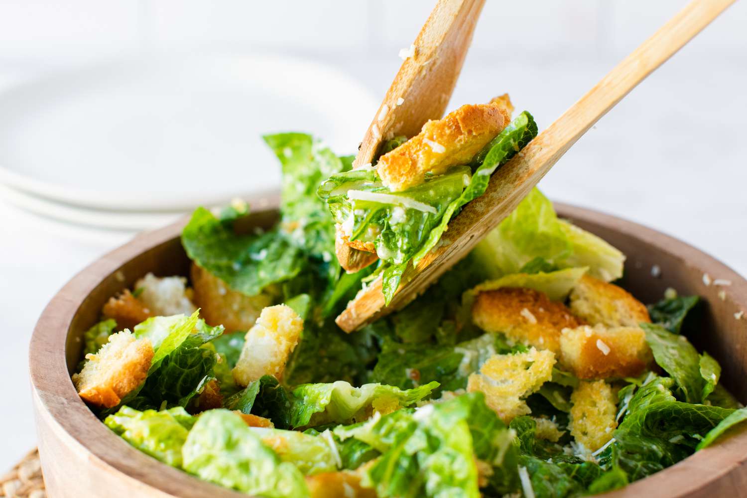 classic-restaurant-caesar-salad-recipe