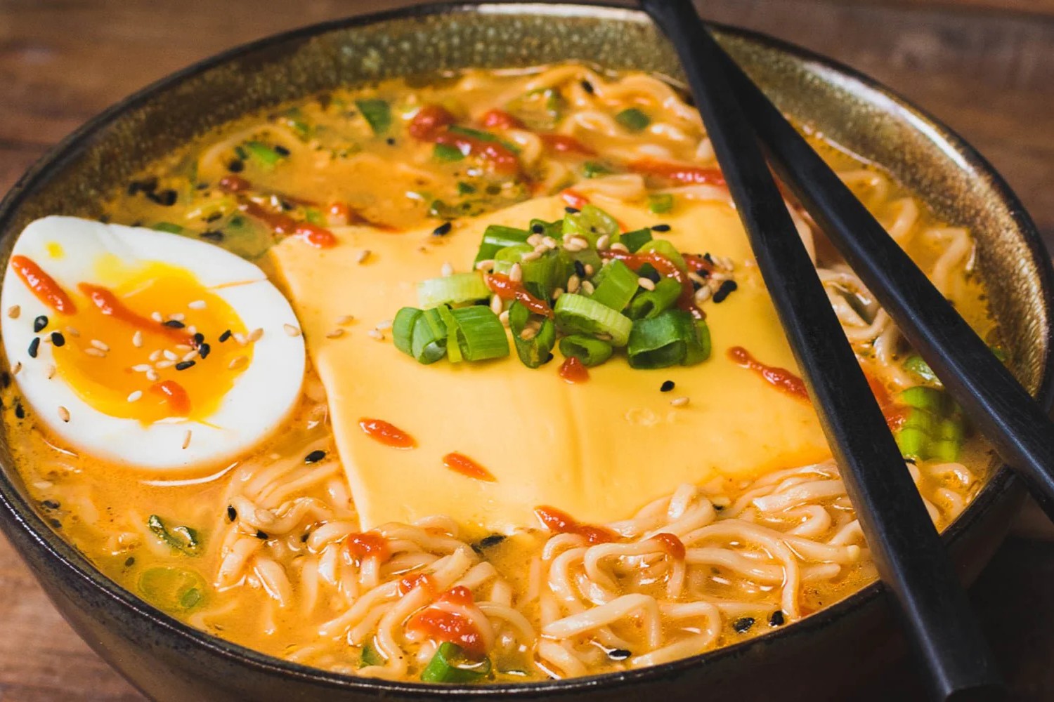 cheesy-ramen-noodles-recipe