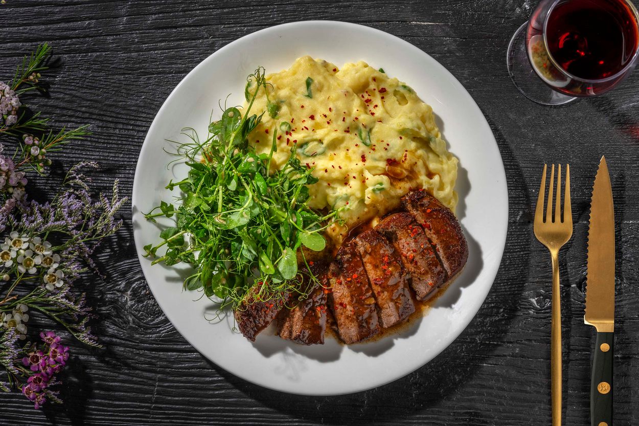 sirloin-steak-with-garlic-butter-recipe